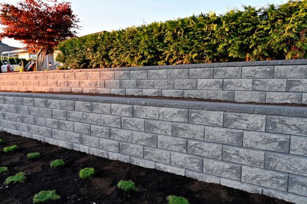 Concrete Retaining Wall Installation in Lynnwood