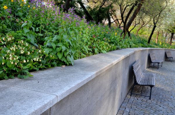 Concrete Retaining Wall Service in Lynnwood