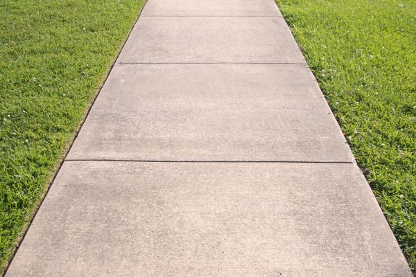 Cement Sidewalk Replacement in Lynnwood
