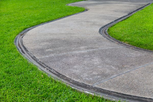 Concrete Sidewalk Construction in Lynnwood