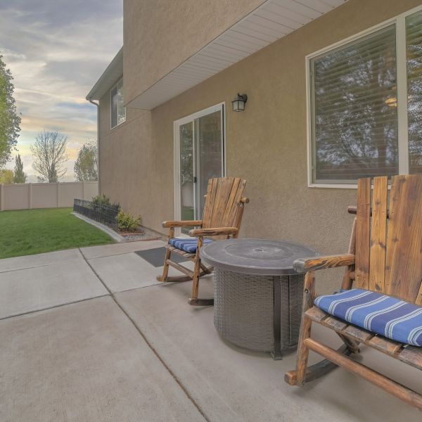 Backyard Slab Construction in Lynnwood
