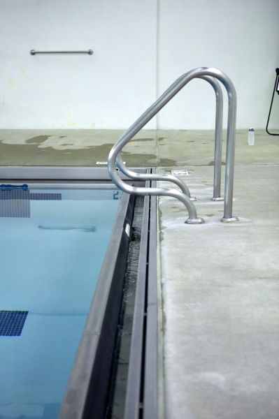Poolside Concrete Paving in Lynnwood