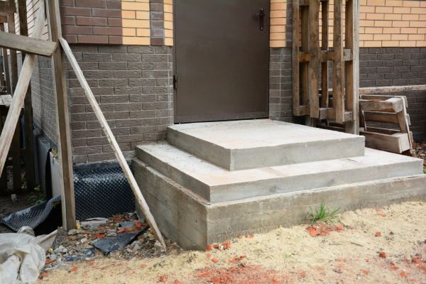 Cement Steps Construction in Lynnwood