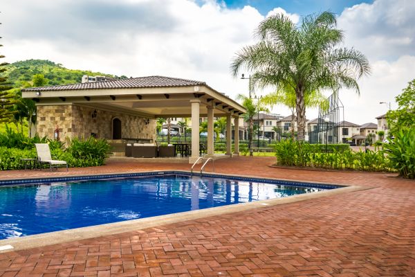 Pool Area Enlargement in Lynnwood